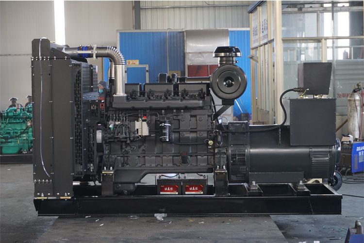 申动200KW柴油发电机组SD13G31