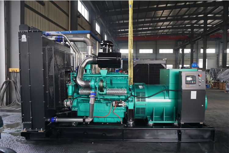 南通股份700KW柴油发电机组TCU70